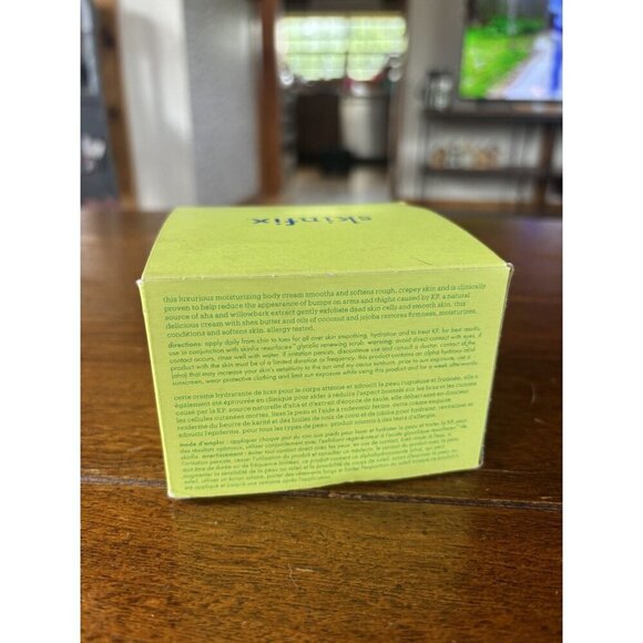 Skinfix Resurface AHA/BHA Renewing Body Cream 10 OZ - Picture 2 of 6